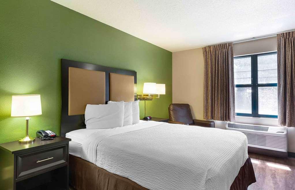 Extended Stay America Suites - Nashua - Manchester Room photo